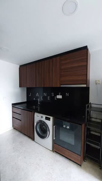 Pullman Residences, 18 Dunearn Road, 1 Bedroom, 463 sqft, Condominium For Rent, by Jansen Lee, 500185794 - Kitchen - PropertyGuru.com.sg