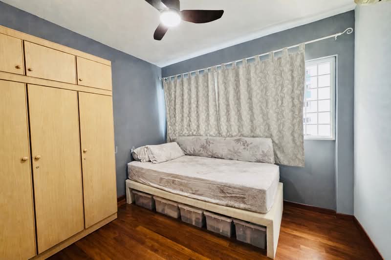 119 Bukit Batok West Avenue 6, 119 Bukit Batok West Avenue 6, 3 Bedrooms, 1,130 sqft, HDB Flat For Sale, by Jason Goh, 500185801 - Bedroom - PropertyGuru.com.sg