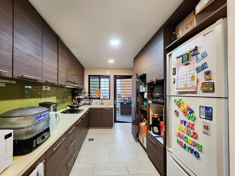 Bartley Villas, How Sun Walk, 4 Bedrooms, 2,700 sqft, Corner Terrace For Sale, by Selena Ang, 500185803 - Kitchen - PropertyGuru.com.sg