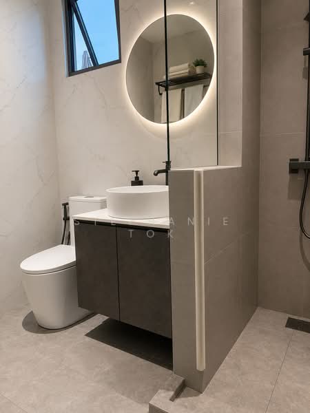 Bleu @ East Coast, 562 Upper East Coast Road, 3 Bedrooms, 1,066 sqft, Condominium For Sale, by Stephanie Tok, 500185806 - Bathroom - PropertyGuru.com.sg