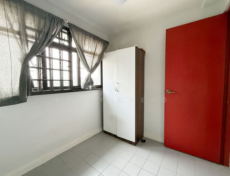 16 Upper Boon Keng Road, 16 Upper Boon Keng Road, 2 Bedrooms, 700 sqft, HDB Flat For Sale, by Peggy Cheng, 500185820 - Bedroom - PropertyGuru.com.sg