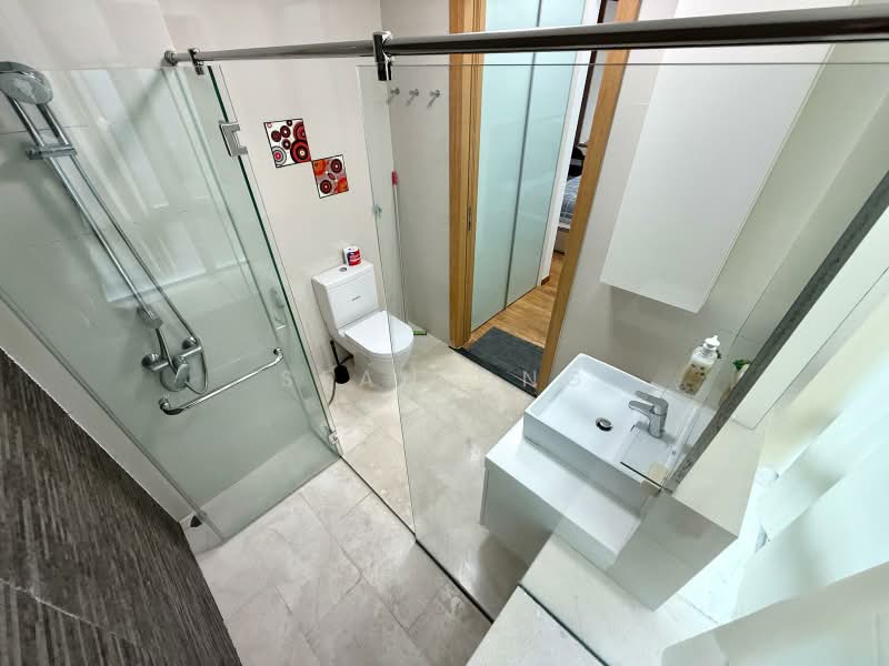 Luxe Ville, 338 Pasir Panjang Road, Room Rental, 150 sqft, Condominium For Rent, by Sean Ong, 500185830 - Bathroom - PropertyGuru.com.sg