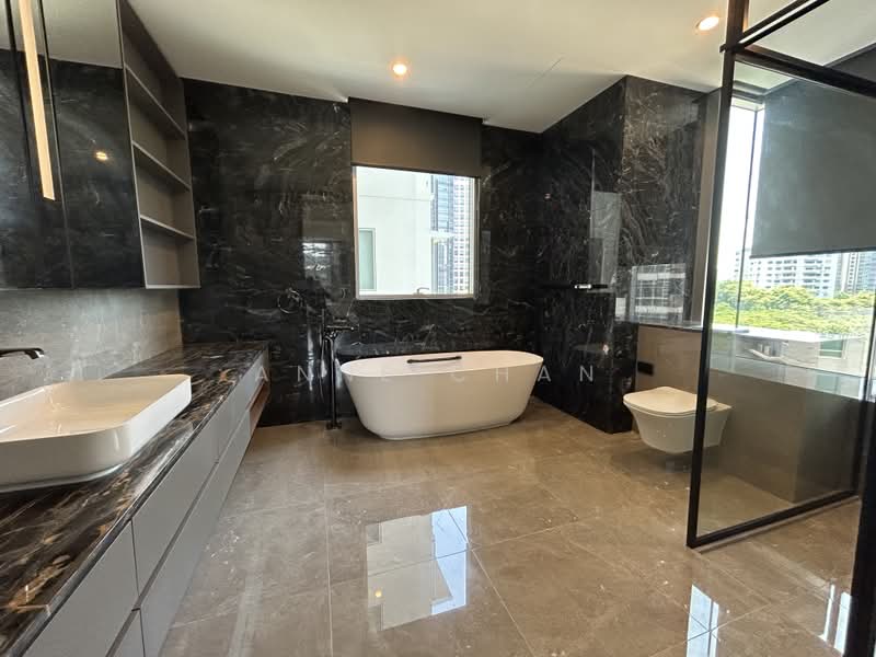 Boulevard 88, 86 Orchard Boulevard, 3 Bedrooms, 1,776 sqft, Condominium For Rent, by Anne Chan, 500185832 - Bathroom - PropertyGuru.com.sg