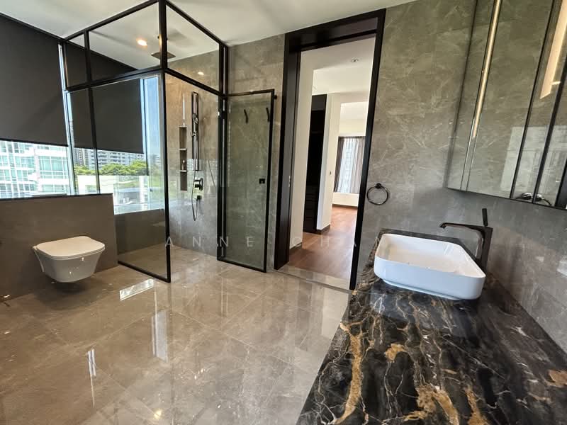 Boulevard 88, 86 Orchard Boulevard, 3 Bedrooms, 1,776 sqft, Condominium For Rent, by Anne Chan, 500185832 - Bathroom - PropertyGuru.com.sg