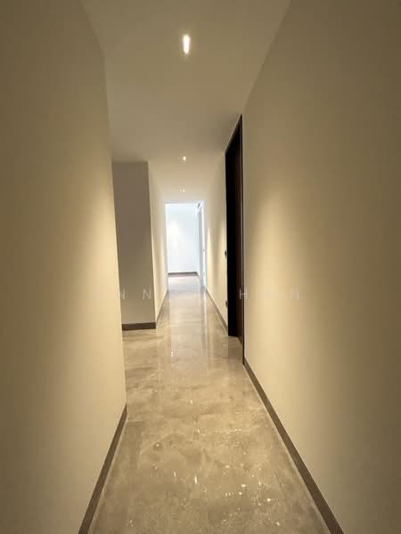 Boulevard 88, 86 Orchard Boulevard, 3 Bedrooms, 1,776 sqft, Condominium For Rent, by Anne Chan, 500185832 - Corridor - PropertyGuru.com.sg