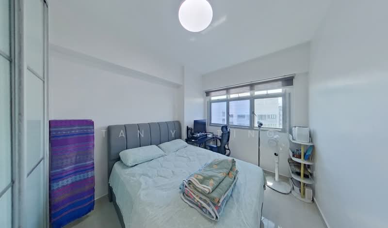 416A Fernvale Link, 416A Fernvale Link, 3 Bedrooms, 1,001 sqft, HDB Flat For Sale, by Tan Yi Ting, 500185835 - Bedroom 2 - PropertyGuru.com.sg