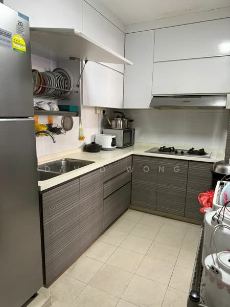 290G Bukit Batok Street 24, 290G Bukit Batok Street 24, 3 Bedrooms, 1,109 sqft, HDB Flat For Sale, by David Wong, 500185845 - Kitchen - PropertyGuru.com.sg