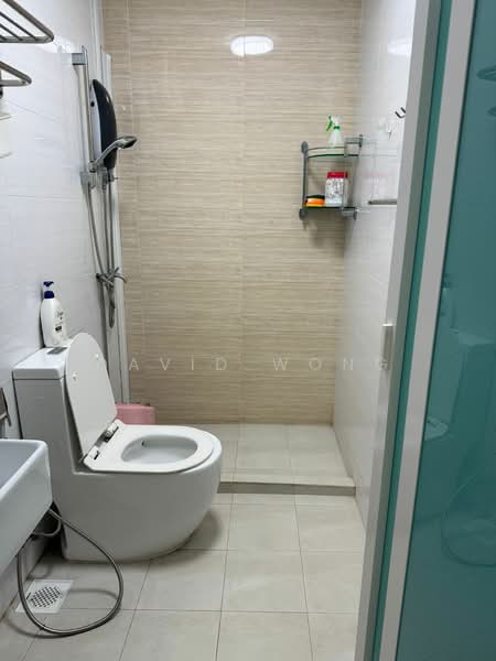 290G Bukit Batok Street 24, 290G Bukit Batok Street 24, 3 Bedrooms, 1,109 sqft, HDB Flat For Sale, by David Wong, 500185845 - Bathroom - PropertyGuru.com.sg