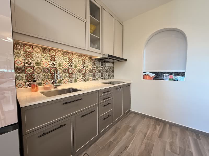 Modern 3.5+ basement Sty Corner-T @ Teacher's Housing Estate Upp Thomson Springleaf Lentor CHIJ D26, , 7 Bedrooms, 5,468 sqft, Corner Terrace For Sale, by Rama Mu, 500185852 - Kitchen - PropertyGuru.com.sg