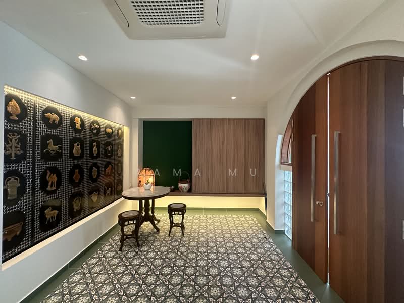 Modern 3.5+ basement Sty Corner-T @ Teacher's Housing Estate Upp Thomson Springleaf Lentor CHIJ D26, , 7 Bedrooms, 5,468 sqft, Corner Terrace For Sale, by Rama Mu, 500185852 - Entrance - PropertyGuru.com.sg