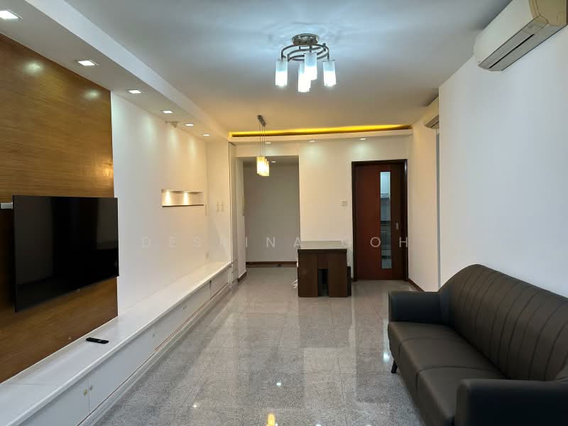 The Warren, 39 Choa Chu Kang Loop, 2 Bedrooms, 1,055 sqft, Apartment For Rent, by Desrina Goh, 500185872 - Living Room - PropertyGuru.com.sg