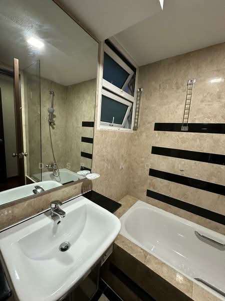 The Warren, 39 Choa Chu Kang Loop, 2 Bedrooms, 1,055 sqft, Apartment For Rent, by Desrina Goh, 500185872 - Bathroom - PropertyGuru.com.sg