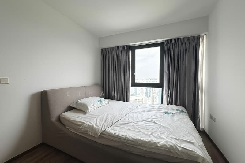 River Isles, 68 Edgedale Plains, 3 Bedrooms, 1,647 sqft, Condominium For Rent, by Ethan Chin, 500185882 - Bedroom - PropertyGuru.com.sg