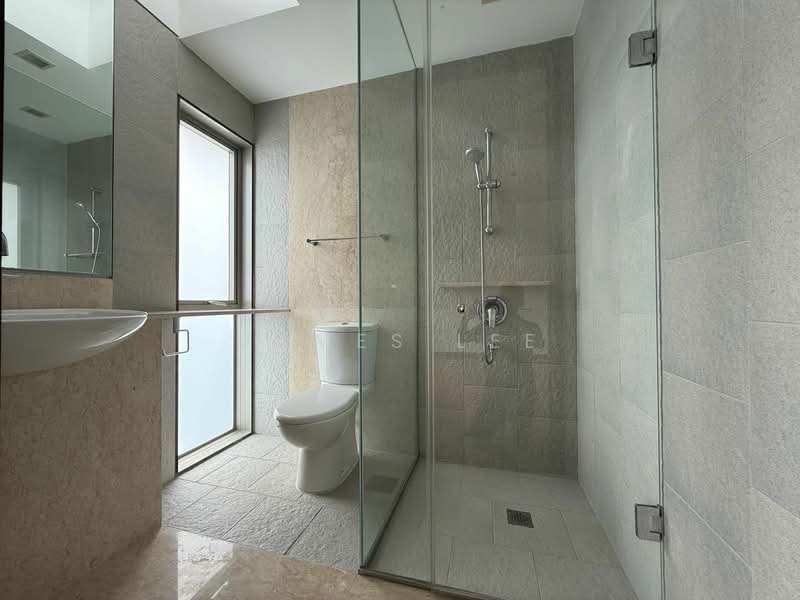 The Teneriffe, 110 Laurel Wood Avenue, 5 Bedrooms, 3,326 sqft, Cluster House For Sale, by James Lee, 500185891 - Bathroom - PropertyGuru.com.sg