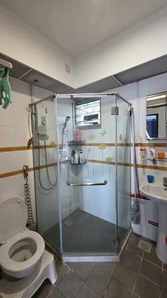28 Ghim Moh Link, 28 Ghim Moh Link, Room Rental, 200 sqft, HDB Flat For Rent, by James Chui, 500185894 - Bathroom - PropertyGuru.com.sg