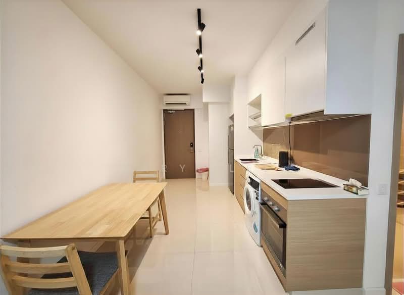 Treasure at Tampines, 57 Tampines Lane, 1 Bedroom, 463 sqft, Condominium For Sale, by Daryl Lee, 500185907 - Kitchen - PropertyGuru.com.sg