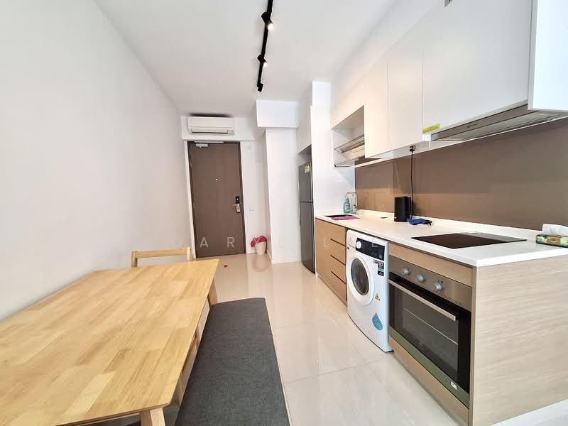 Treasure at Tampines, 57 Tampines Lane, 1 Bedroom, 463 sqft, Condominium For Sale, by Daryl Lee, 500185907 - Kitchen - PropertyGuru.com.sg