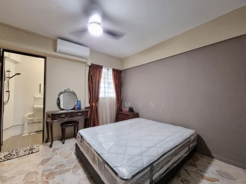 173 Ang Mo Kio Avenue 4, 173 Ang Mo Kio Avenue 4, 2 Bedrooms, 893 sqft, HDB Flat For Sale, by Elfi Muni, 500185912 - Bedroom - PropertyGuru.com.sg