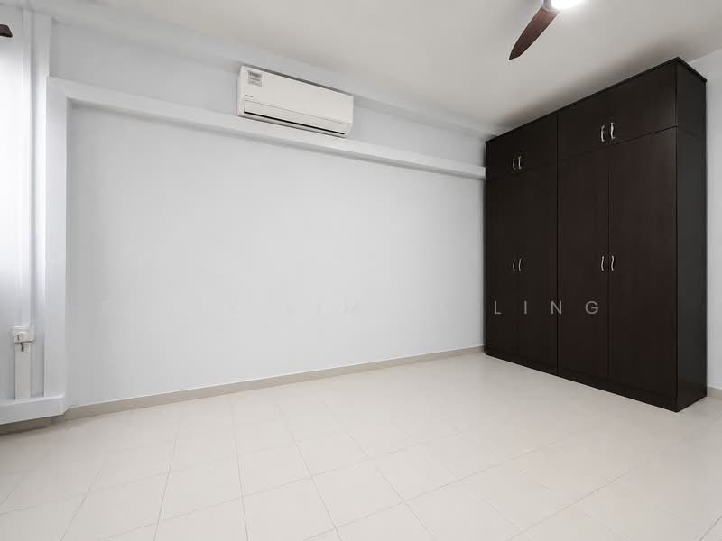 629 Yishun Street 61, 629 Yishun Street 61, 2 Bedrooms, 785 sqft, HDB Flat For Rent, by Emily Lim Zi Ling, 500185925 - Bedroom - PropertyGuru.com.sg