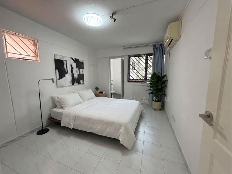501 Hougang Avenue 8, 501 Hougang Avenue 8, 3 Bedrooms, 904 sqft, HDB Flat For Rent, by Mandy Huang, 500185950 - Bedroom - PropertyGuru.com.sg