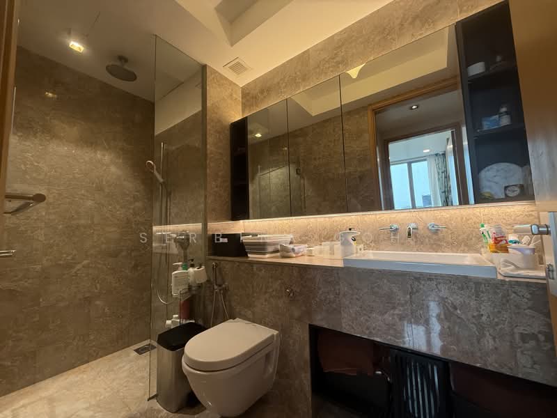 Helios Residences, 17 Cairnhill Circle, 3 Bedrooms, 1,916 sqft, Condominium For Sale, by Serbina Goh, 500185954 - Bathroom - PropertyGuru.com.sg
