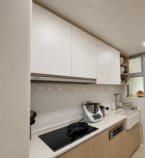 Canberra Residences, 509 Canberra Drive, 3 Bedrooms, 904 sqft, Condominium For Sale, by Ewan Saleh, 500185970 - Kitchen - PropertyGuru.com.sg