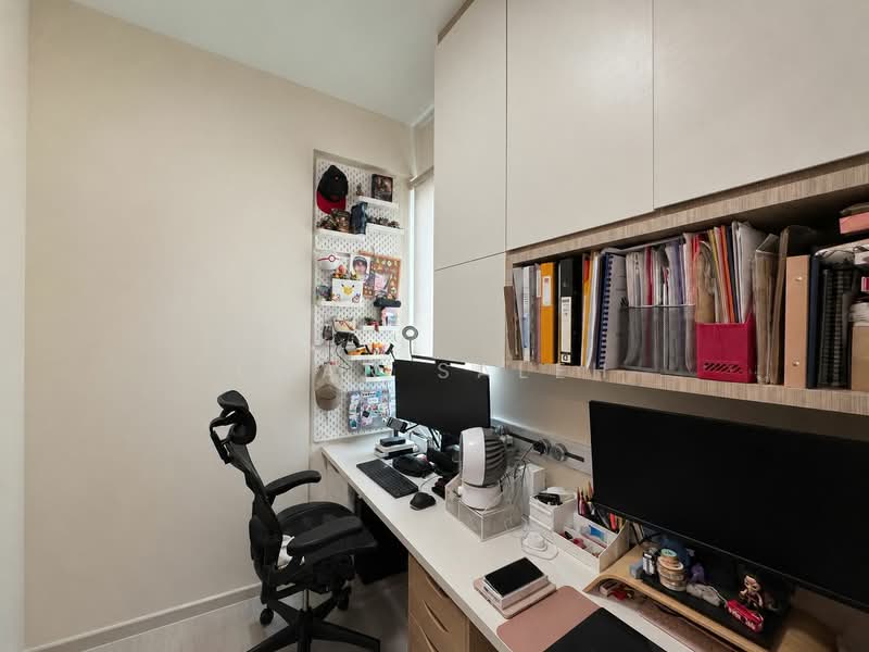 Canberra Residences, 509 Canberra Drive, 3 Bedrooms, 904 sqft, Condominium For Sale, by Ewan Saleh, 500185970 - Study - PropertyGuru.com.sg