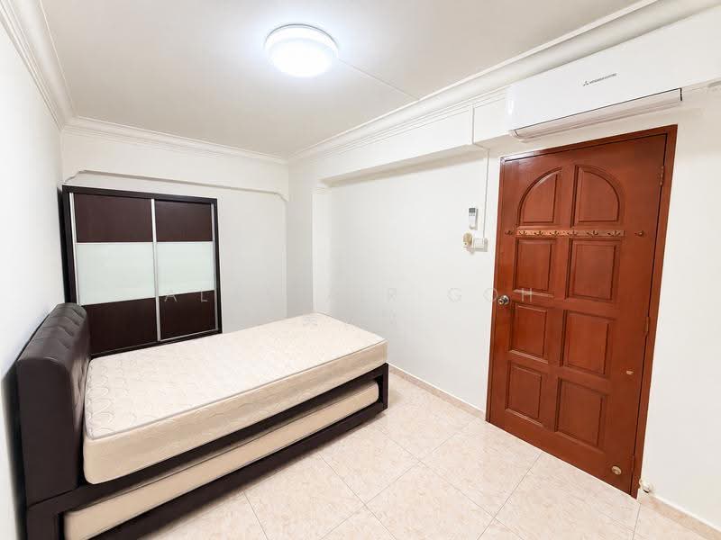 280 Toh Guan Road, 280 Toh Guan Road, Boon Lay / Jurong / Tuas, 3 Bedrooms, 968 sqft, HDB Flat For Rent, by Alastair Goh 吴利汶, 500185976 - Bedroom - PropertyGuru.com.sg