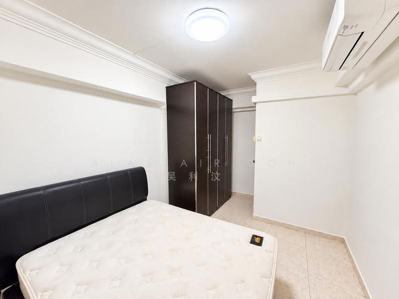 280 Toh Guan Road, 280 Toh Guan Road, Boon Lay / Jurong / Tuas, 3 Bedrooms, 968 sqft, HDB Flat For Rent, by Alastair Goh 吴利汶, 500185976 - Bedroom - PropertyGuru.com.sg