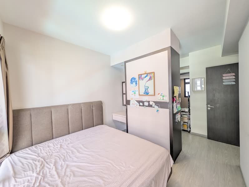 iNz Residence, 62 Choa Chu Kang Avenue 5, 3 Bedrooms, 1,012 sqft, Condominium For Sale, by Kelvin Koh, 500185990 - PropertyGuru.com.sg
