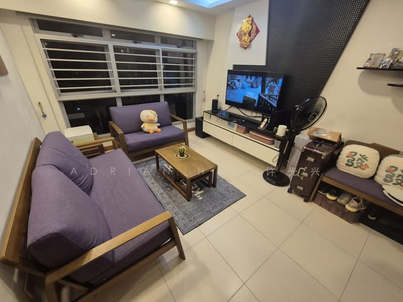 289B Punggol Place, 289B Punggol Place, 2 Bedrooms, 753 sqft, HDB Flat For Sale, by Adrian Hui 许光兴, 500186005 - Living Room - PropertyGuru.com.sg