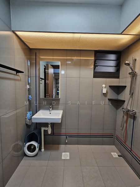 639B Tampines Street 62, 639B Tampines Street 62, 2 Bedrooms, 1,001 sqft, HDB Flat For Rent, by Muhd Saiful, 500186007 - Common Bathroom - PropertyGuru.com.sg
