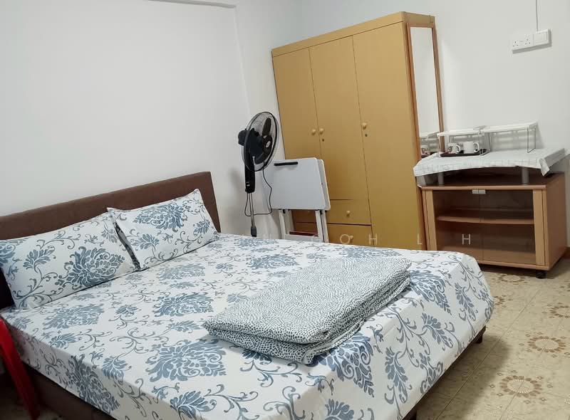 377 Clementi Avenue 5, 377 Clementi Avenue 5, Room Rental, 180 sqft, HDB Flat For Rent, by Benjamin Goh L H, 500186010 - Bedroom - PropertyGuru.com.sg