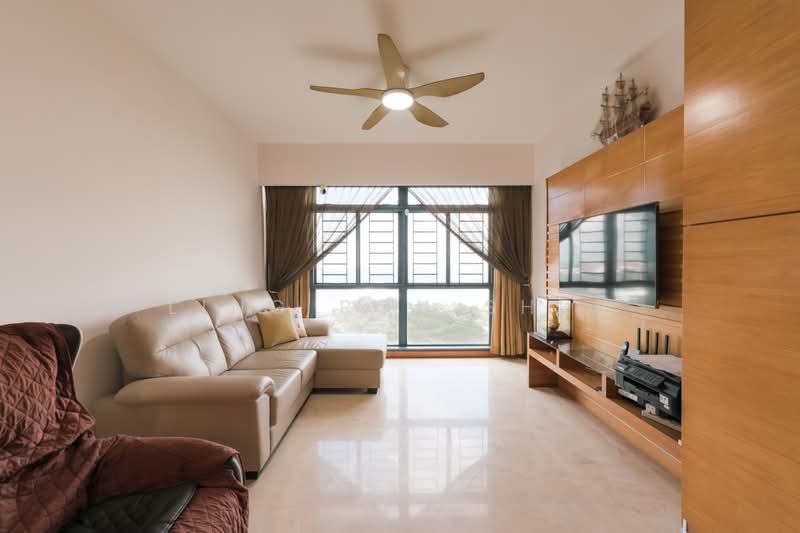 Blue Horizon, 27 West Coast Crescent, 3 Bedrooms, 1,216 sqft, Condominium For Sale, by Ling Poh Shen, 500186014 - Living Room - PropertyGuru.com.sg