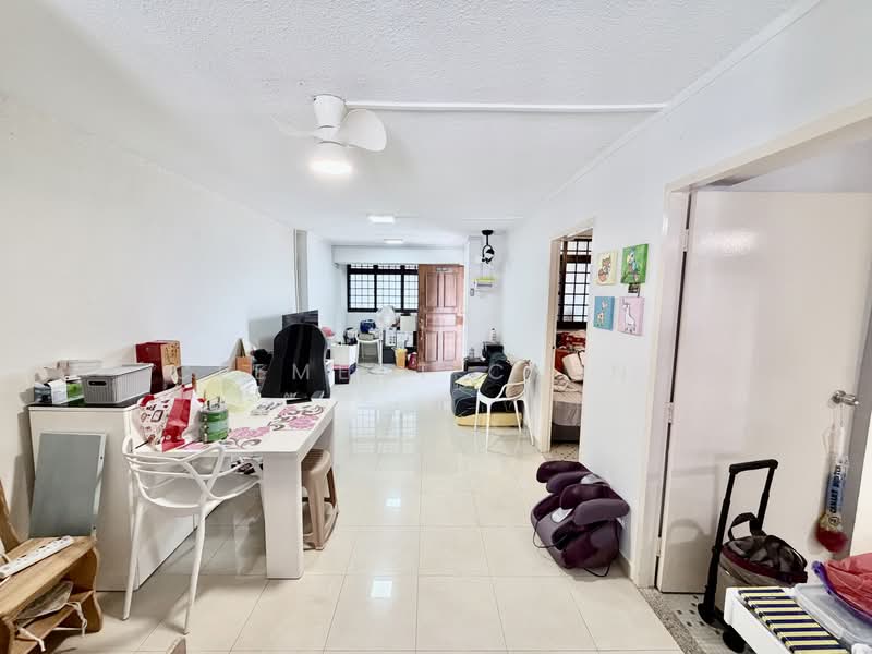 4 Queen's Road, 4 Queen's Road, 2 Bedrooms, 678 sqft, HDB Flat For Rent, by Clement Cheng, 500186015 - Living Room - PropertyGuru.com.sg