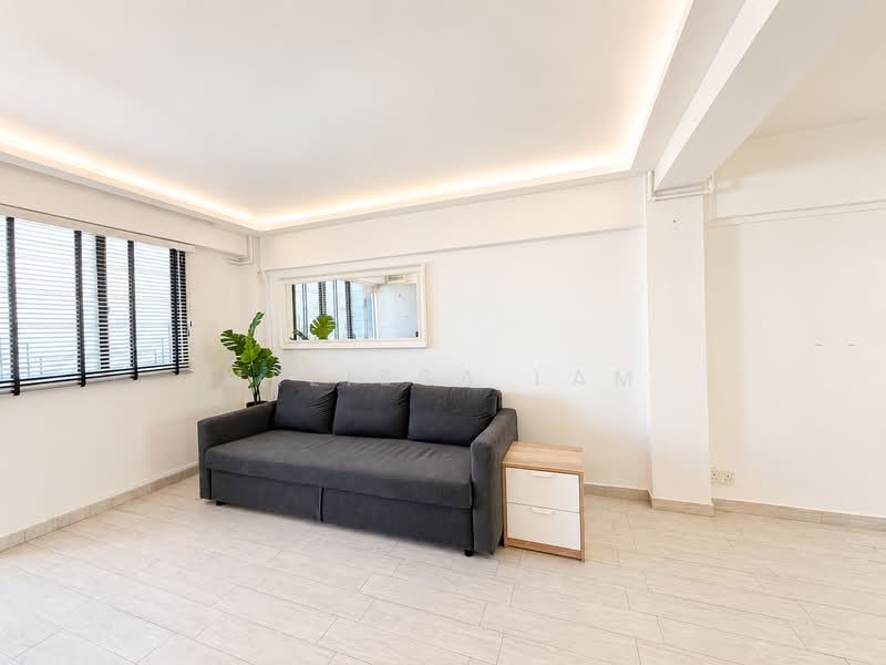 16 Upper Boon Keng Road, 16 Upper Boon Keng Road, 2 Bedrooms, 700 sqft, HDB Flat For Sale, by Melissa Lam, 500186017 - Living Room - PropertyGuru.com.sg