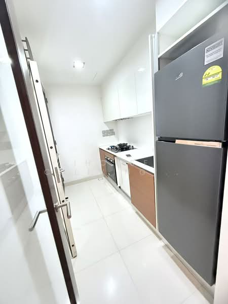 iResidences, 20 Irrawaddy Road, Room Rental, 100 sqft, Condominium For Rent, by Ling, 500186024 - Kitchen - PropertyGuru.com.sg