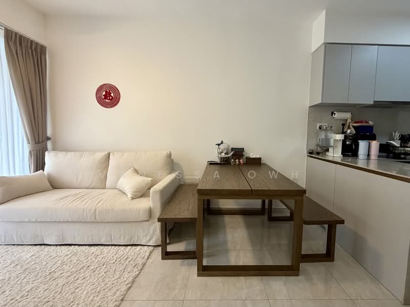 The Florence Residences, 87 Hougang Avenue 2, 2 Bedrooms, 667 sqft, Condominium For Sale, by Vanessa Owh, 500186026 - Living Room - PropertyGuru.com.sg
