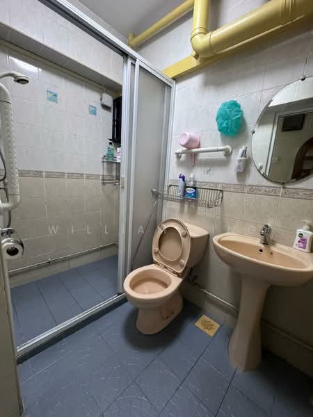 298D Compassvale Street, 298D Compassvale Street, 4 Bedrooms, 1,227 sqft, HDB Flat For Rent, by William Ling, 500186033 - Bathroom - PropertyGuru.com.sg