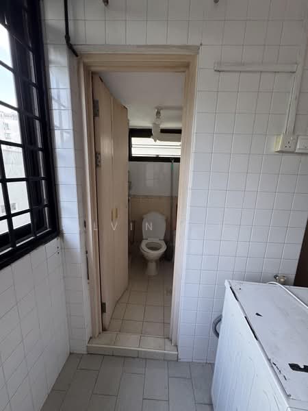 1 Haig Road, 1 Haig Road, 2 Bedrooms, 650 sqft, HDB Flat For Rent, by Alvin Tan, 500186045 - Bathroom - PropertyGuru.com.sg