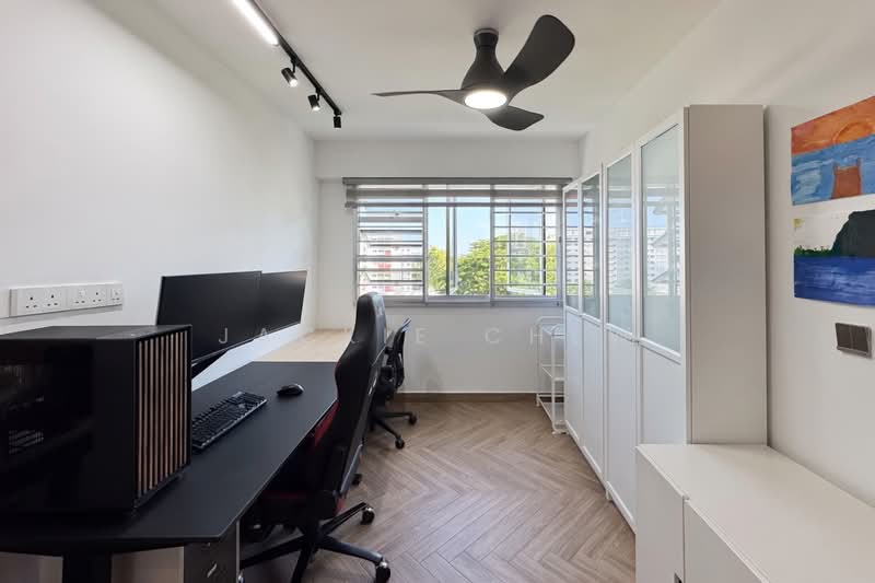 228A Ang Mo Kio Street 23, 228A Ang Mo Kio Street 23, 3 Bedrooms, 1,216 sqft, HDB Flat For Sale, by Jackie Chew, 500186052 - Study - PropertyGuru.com.sg