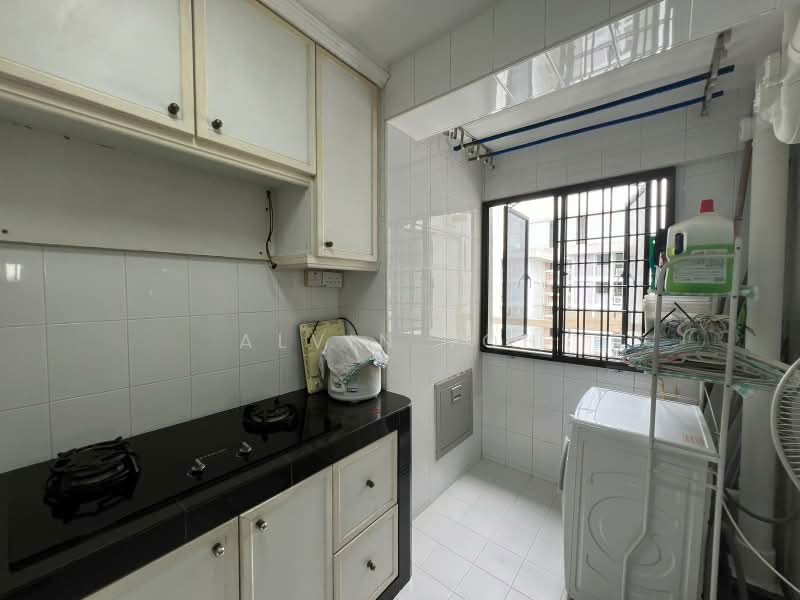 29 Marine Crescent, 29 Marine Crescent, 3 Bedrooms, 1,292 sqft, HDB Flat For Sale, by Alvin Toh, 500186056 - Kitchen - PropertyGuru.com.sg