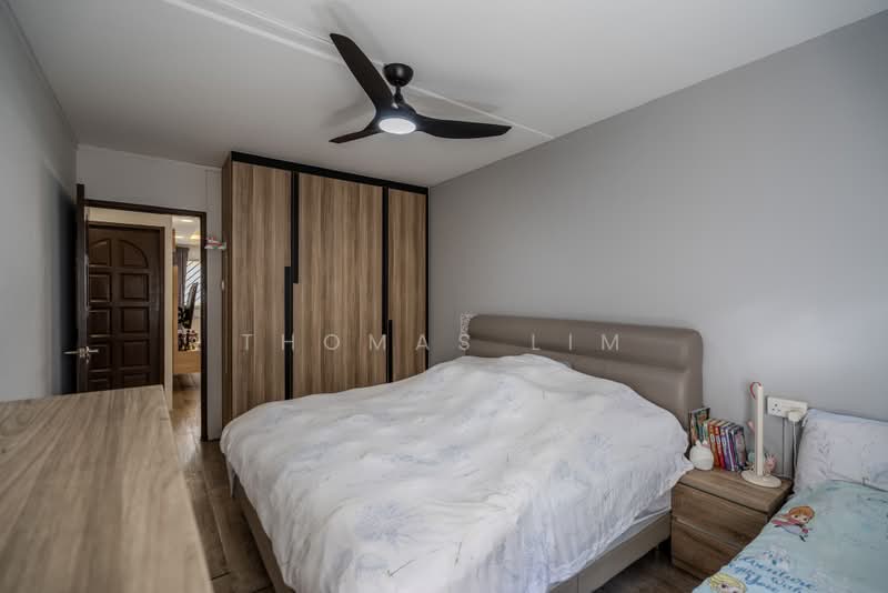814 Tampines Street 81, 814 Tampines Street 81, 3 Bedrooms, 1,119 sqft, HDB Flat For Sale, by Thomas Lim, 500186059 - Bedroom - PropertyGuru.com.sg