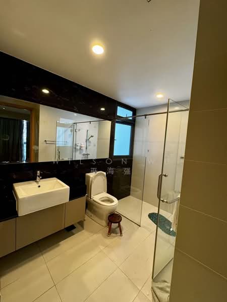 Esparina Residences, 123 Compassvale Bow, 3 Bedrooms, 1,001 sqft, Executive Condominium For Rent, by Wilson Wu 巫海强, 500186073 - Bathroom - PropertyGuru.com.sg