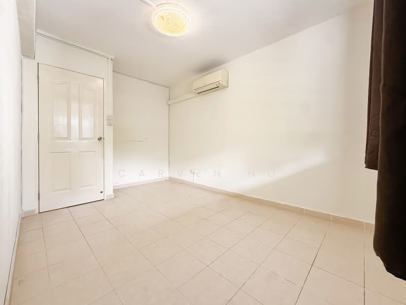 256 Yishun Ring Road, 256 Yishun Ring Road, 2 Bedrooms, 688 sqft, HDB Flat For Sale, by Carven HO, 500186074 - Common - PropertyGuru.com.sg