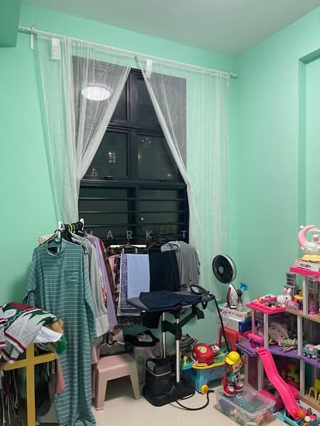 420A Northshore Drive, 420A Northshore Drive, 3 Bedrooms, 1,205 sqft, HDB Flat For Sale, by Mark Tan, 500186082 - Bedroom - PropertyGuru.com.sg