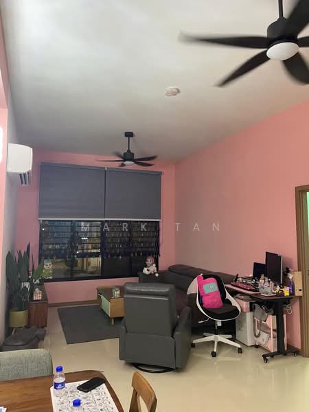 420A Northshore Drive, 420A Northshore Drive, 3 Bedrooms, 1,205 sqft, HDB Flat For Sale, by Mark Tan, 500186082 - Living Room - PropertyGuru.com.sg