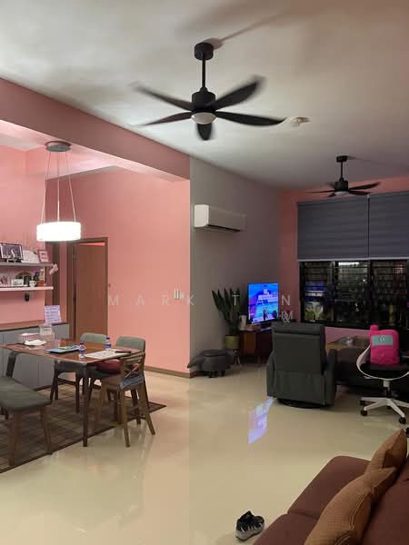 420A Northshore Drive, 420A Northshore Drive, 3 Bedrooms, 1,205 sqft, HDB Flat For Sale, by Mark Tan, 500186082 - Living Room - PropertyGuru.com.sg