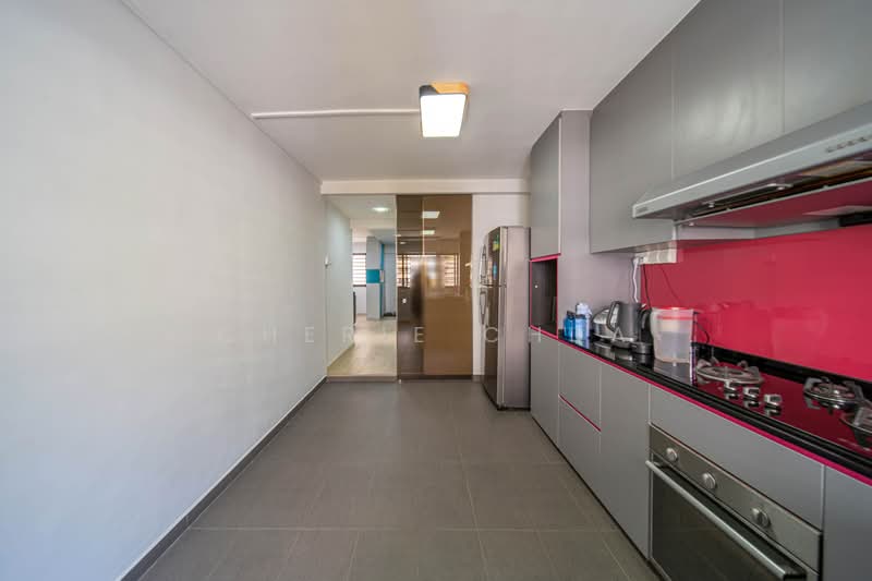 411 Hougang Avenue 10, 411 Hougang Avenue 10, 3 Bedrooms, 979 sqft, HDB Flat For Sale, by Cherie Chua, 500186087 - Kitchen - PropertyGuru.com.sg