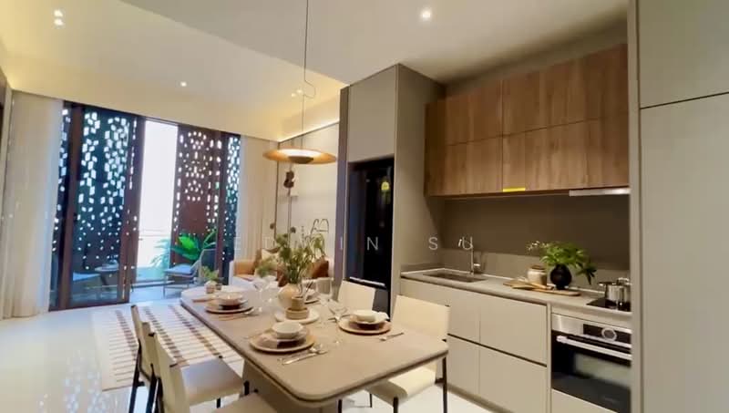 Parksuites, 18 Holland Grove Road, 2 Bedrooms, 786 sqft, Condominium For Sale, by Edwin Su, 500186111 - Kitchen - PropertyGuru.com.sg